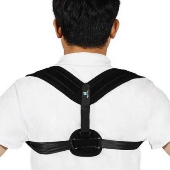 Meet your Posher, Aly - Picture 5 of 7